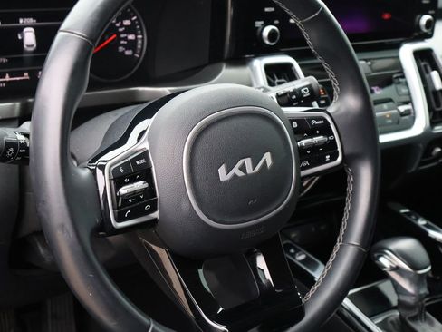 Used 2022 Kia Sorento SX FWD image 21