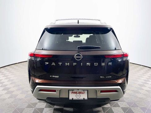 Certified 2022 Nissan Pathfinder SL w/ Lighting Package (N92) AWD/4WD image 5