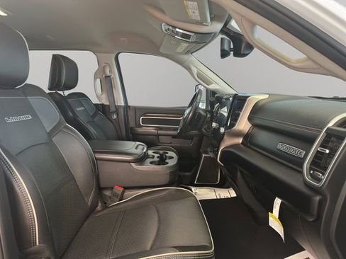 Used 2024 RAM 2500 Laramie image 18