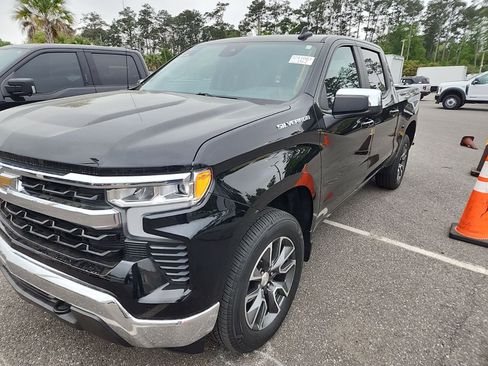 Used 2023 Chevrolet Silverado 1500 LT image 2