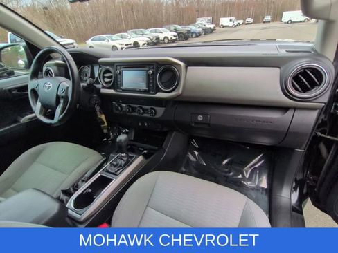 Used 2019 Toyota Tacoma SR5 image 27