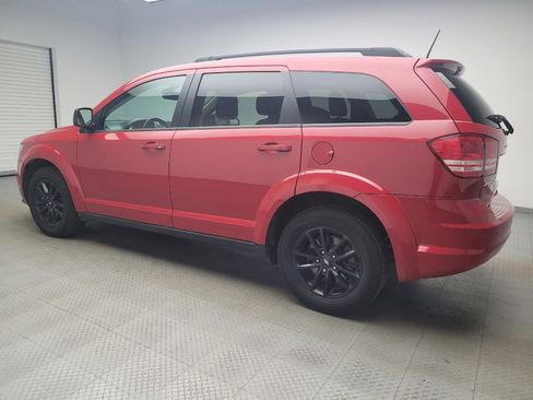 Used 2020 Dodge Journey SE w/ SE Popular Equipment Group image 3