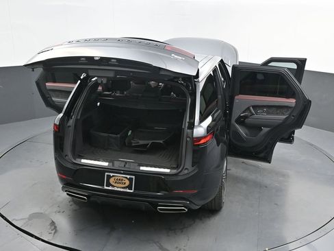 Used 2024 Land Rover Range Rover Sport Dynamic SE image 38