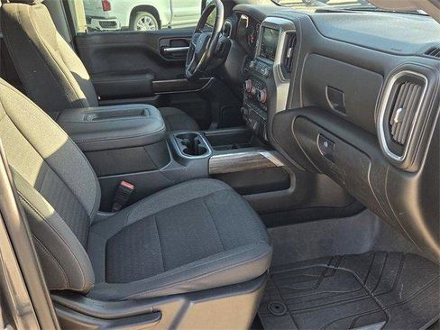 Used 2021 Chevrolet Silverado 1500 RST w/ Z71 Off-Road Package image 15