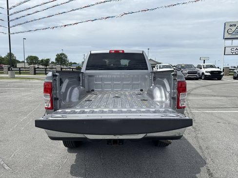 Used 2022 RAM 2500 Big Horn AWD/4WD image 17