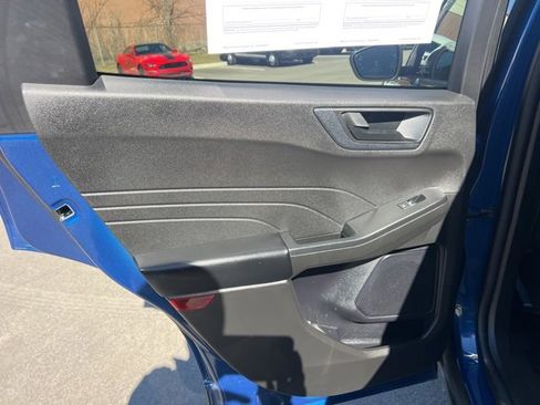 Used 2023 Ford Escape Active w/ Cold Weather Package image 16