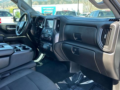 Used 2025 Chevrolet Silverado 2500 Custom w/ Custom Value Package AWD/4WD image 8
