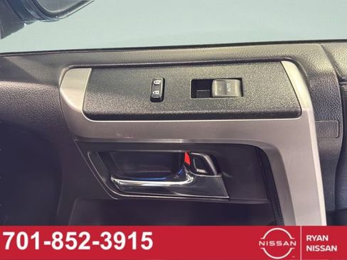 Used 2020 Toyota 4Runner Limited image 38