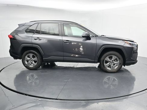 Used 2024 Toyota RAV4 XLE FWD image 9