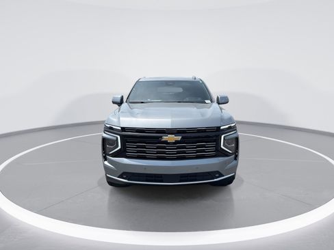 New 2026 Chevrolet Suburban High Country AWD/4WD image 3