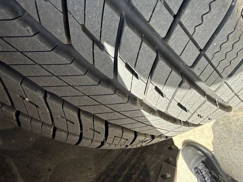 Used 2019 Ford Escape Titanium AWD/4WD image 34
