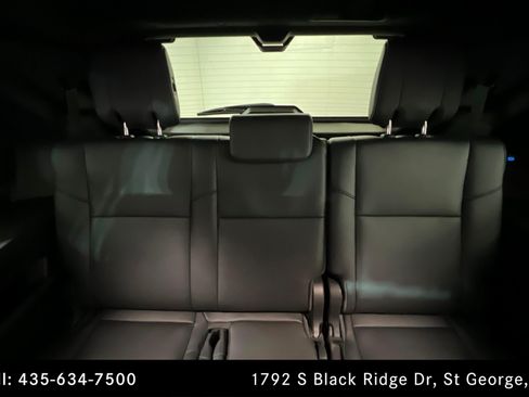 Used 2024 Toyota Sequoia Platinum AWD/4WD image 23