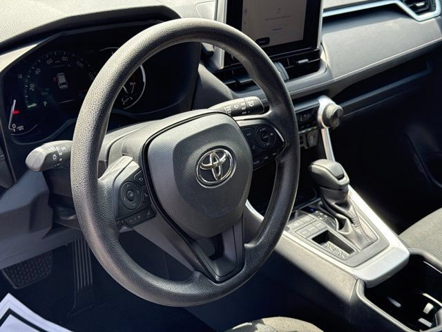 Used 2025 Toyota RAV4 LE FWD image 27
