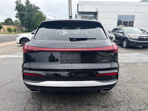 Certified 2025 Audi Q5 Premium w/ Convenience Package AWD/4WD image 4