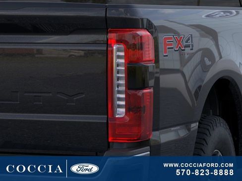 New 2026 Ford F350 Lariat w/ FX4 Off-Road Package AWD/4WD image 21