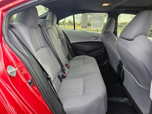 Used 2020 Toyota Corolla SE image 12