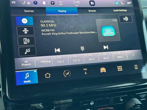 Used 2023 Jeep Grand Cherokee L Limited w/ Black Appearance Package image 26