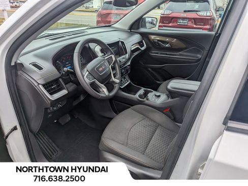 Used 2019 GMC Terrain SLE w/ Driver Convenience Package image 8