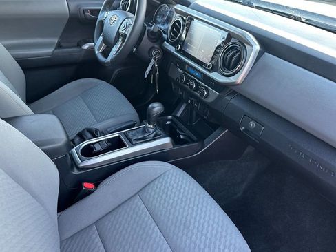 Used 2021 Toyota Tacoma SR5 w/ Blackout Package (TMS) image 18