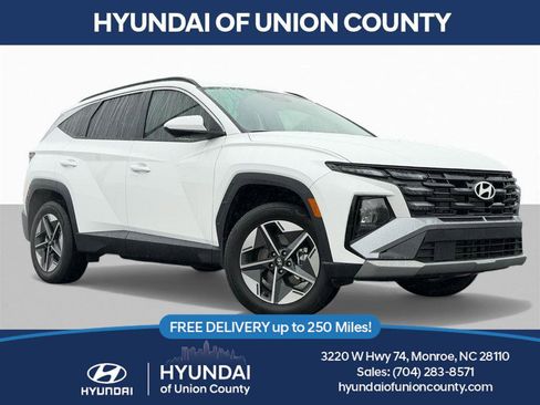 Certified 2025 Hyundai Tucson SEL image 1