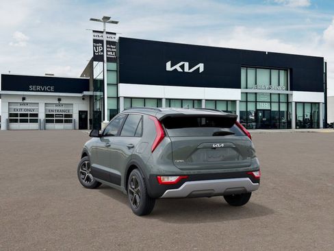 New 2026 Kia Niro EX image 5