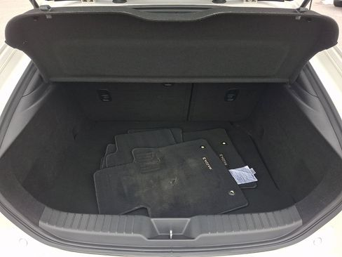 Used 2021 MAZDA MAZDA3 s image 30