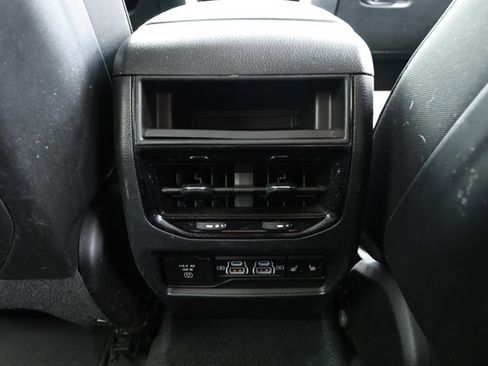 Used 2023 Jeep Grand Cherokee 4WD 4xe image 34