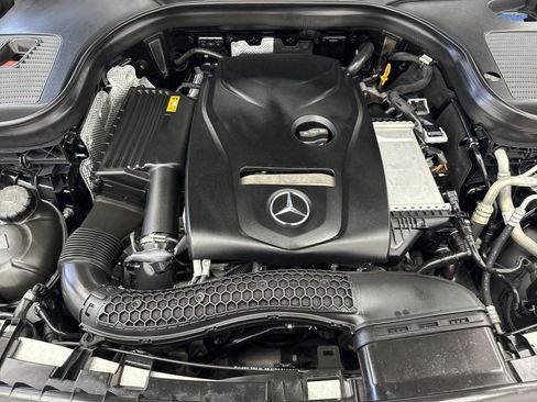 Used 2019 Mercedes-Benz GLC 300 w/ Premium Package image 46