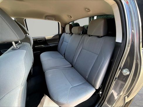 Used 2018 Toyota Tacoma SR w/ SR Convenience Package RWD image 22