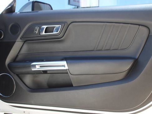 Used 2022 Ford Mustang Premium RWD image 13