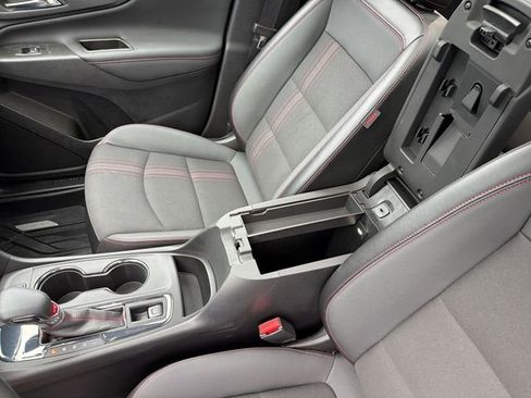 Certified 2023 Chevrolet Equinox RS w/ LPO, Floor Liner Package image 22