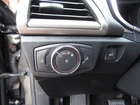 Used 2018 Ford Fusion S FWD image 11