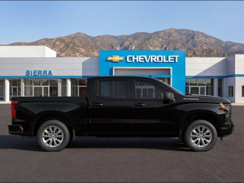 New 2026 Chevrolet Silverado 1500 Custom RWD image 3