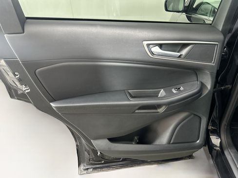 Used 2023 Ford Edge SEL image 25