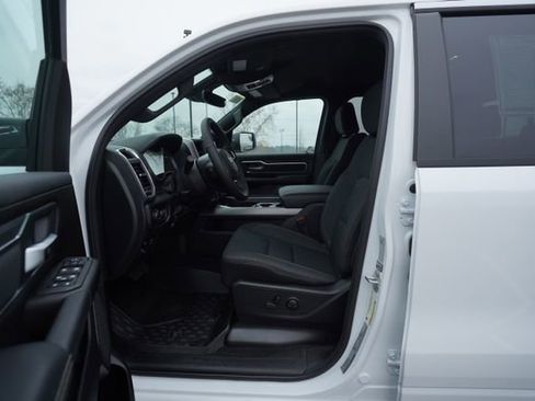 New 2026 RAM 1500 4x4 Crew Cab image 11