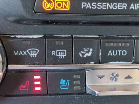 Used 2022 Ford F350 Lariat w/ Lariat Value Package image 21