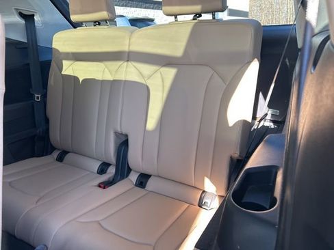 Used 2025 Audi Q7 3.0T Premium Plus image 31