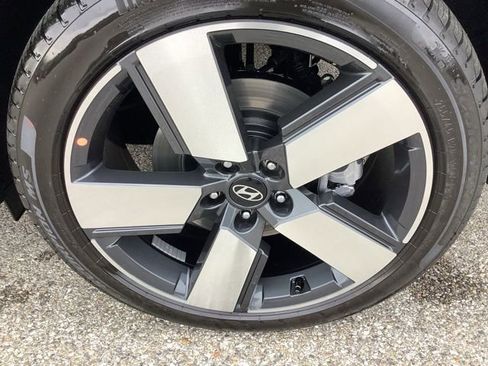 New 2026 Hyundai Santa Fe Limited AWD/4WD image 35