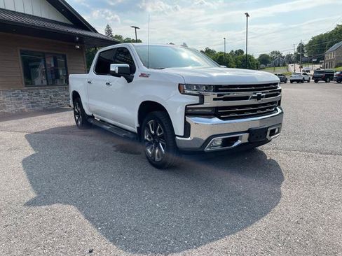 Used 2019 Chevrolet Silverado 1500 LTZ AWD/4WD image 11