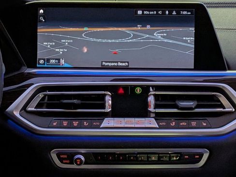 Used 2020 BMW X7 xDrive40i w/ Premium Package image 10