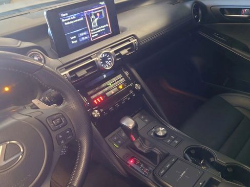 Used 2022 Lexus IS 350 F Sport image 21