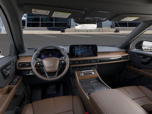 New 2025 Lincoln Aviator Reserve w/ Jet Appearance Package image 9