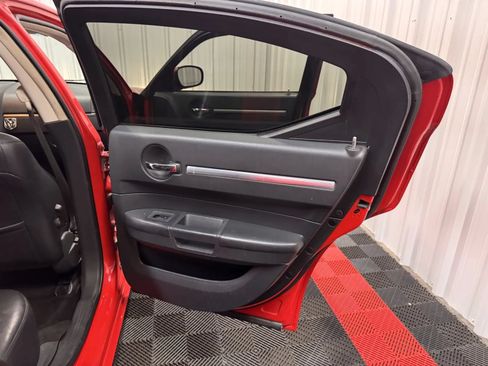 Used 2010 Dodge Charger R/T RWD image 37