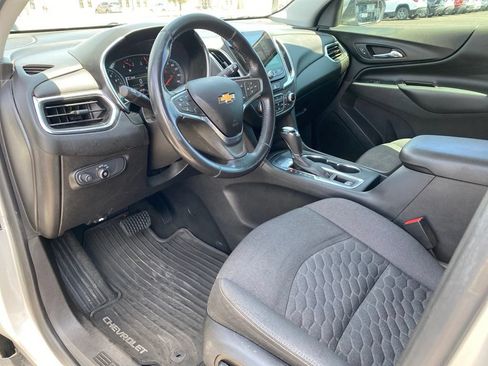 Used 2018 Chevrolet Equinox LT w/ Sun & Infotainment Package FWD image 25