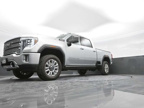 Used 2022 GMC Sierra 3500 Denali w/ Denali Ultimate Package image 39