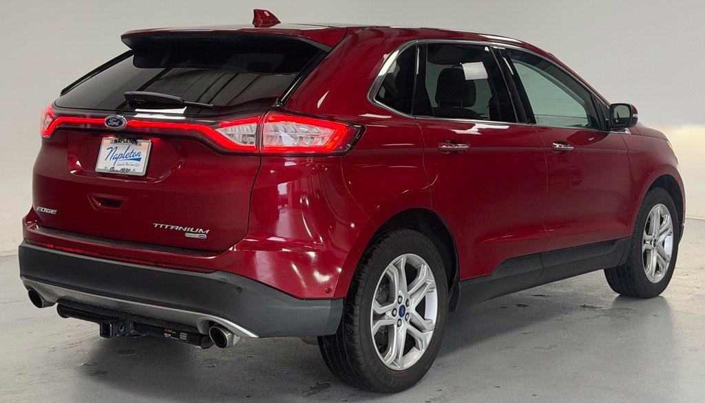 Used 2017 Ford Edge Titanium w/ Equipment Group 302A AWD/4WD image 3