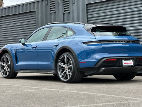 Certified 2024 Porsche Taycan 4 Cross Turismo AWD/4WD image 3