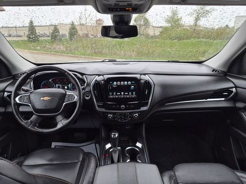 Used 2018 Chevrolet Traverse Premier w/ Driver Confidence II Package FWD image 47