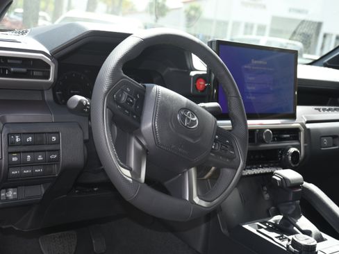 New 2026 Toyota Tacoma TRD Off-Road AWD/4WD image 4