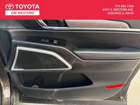 Used 2022 Kia Telluride EX w/ EX Premium Package image 27